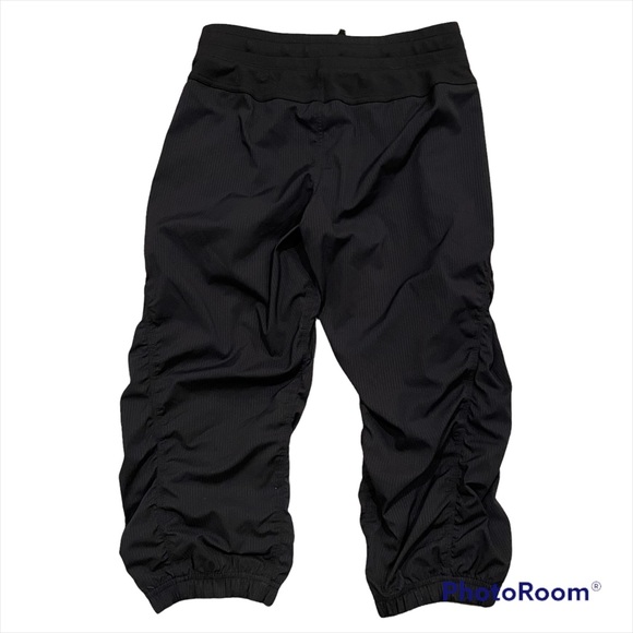 Ivivva by Lululemon Girls capri pants 14 Ruched Capri Pants activewear Preowned - Picture 2 of 6